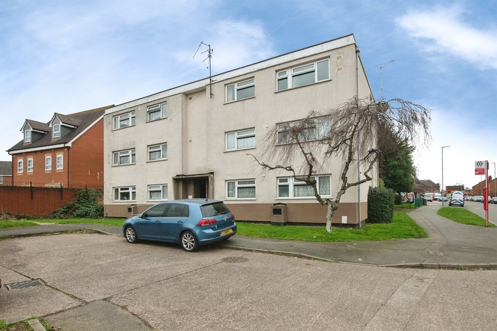 2 bed flat for saleWolverhampton Street, Wednesbury WS10