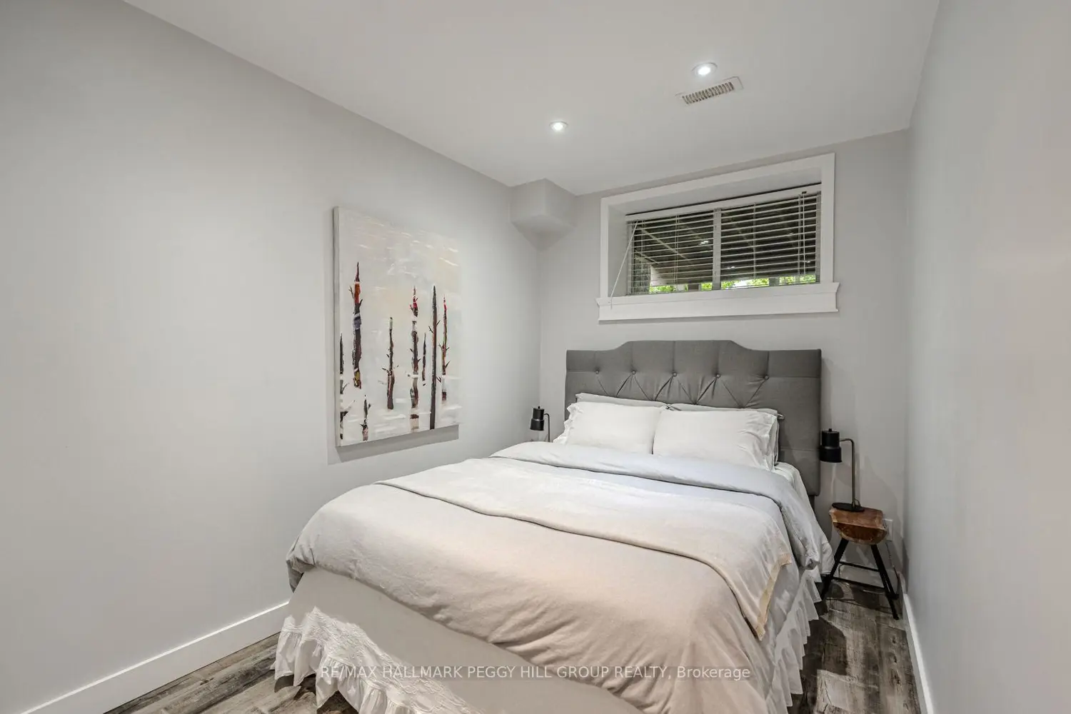 Additional image 10 of 11 Oakmont Avenue