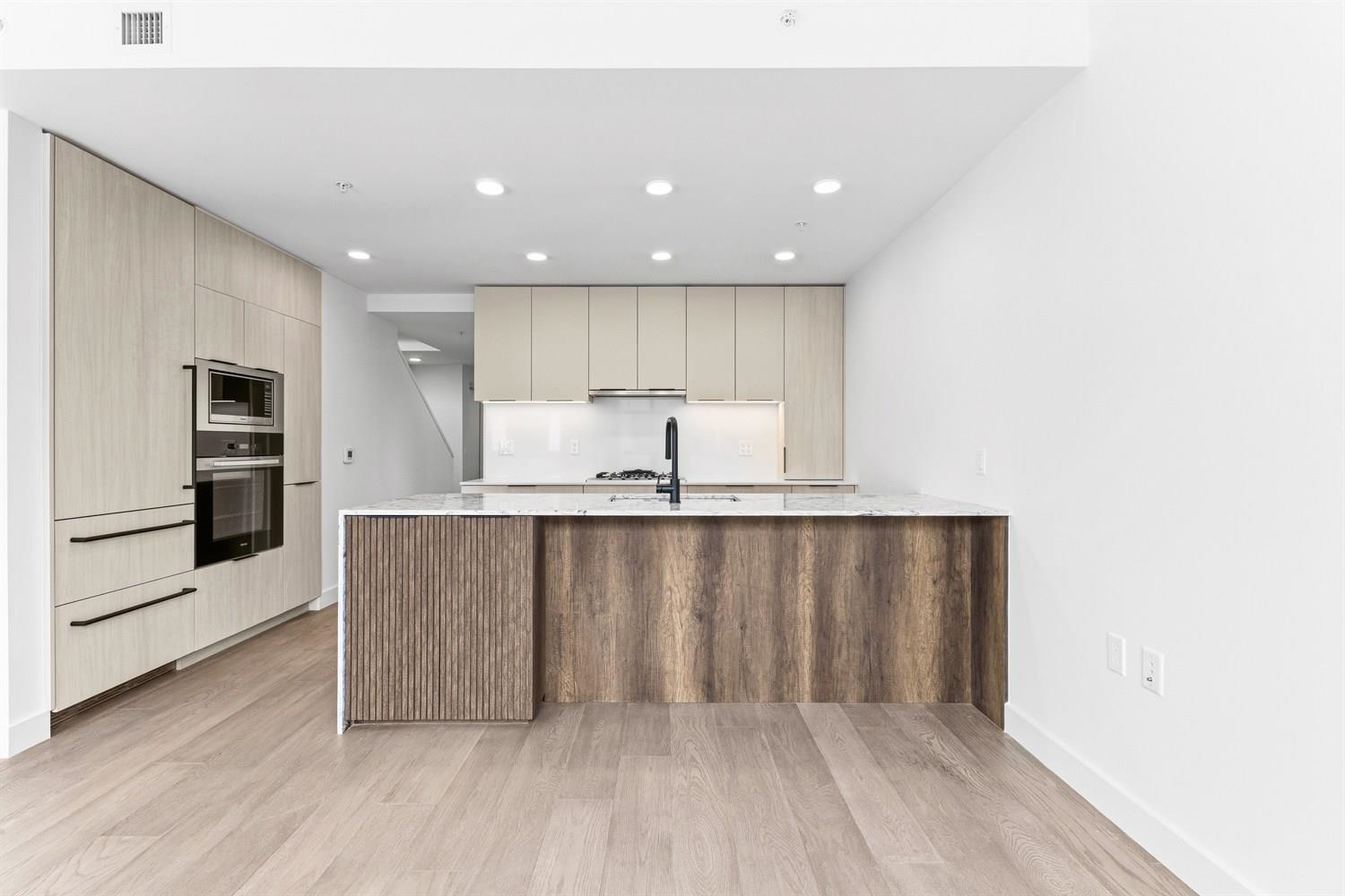 Additional image 2 of 303-3590 39th Avenue W, Vancouver, BC, V6N 3A5