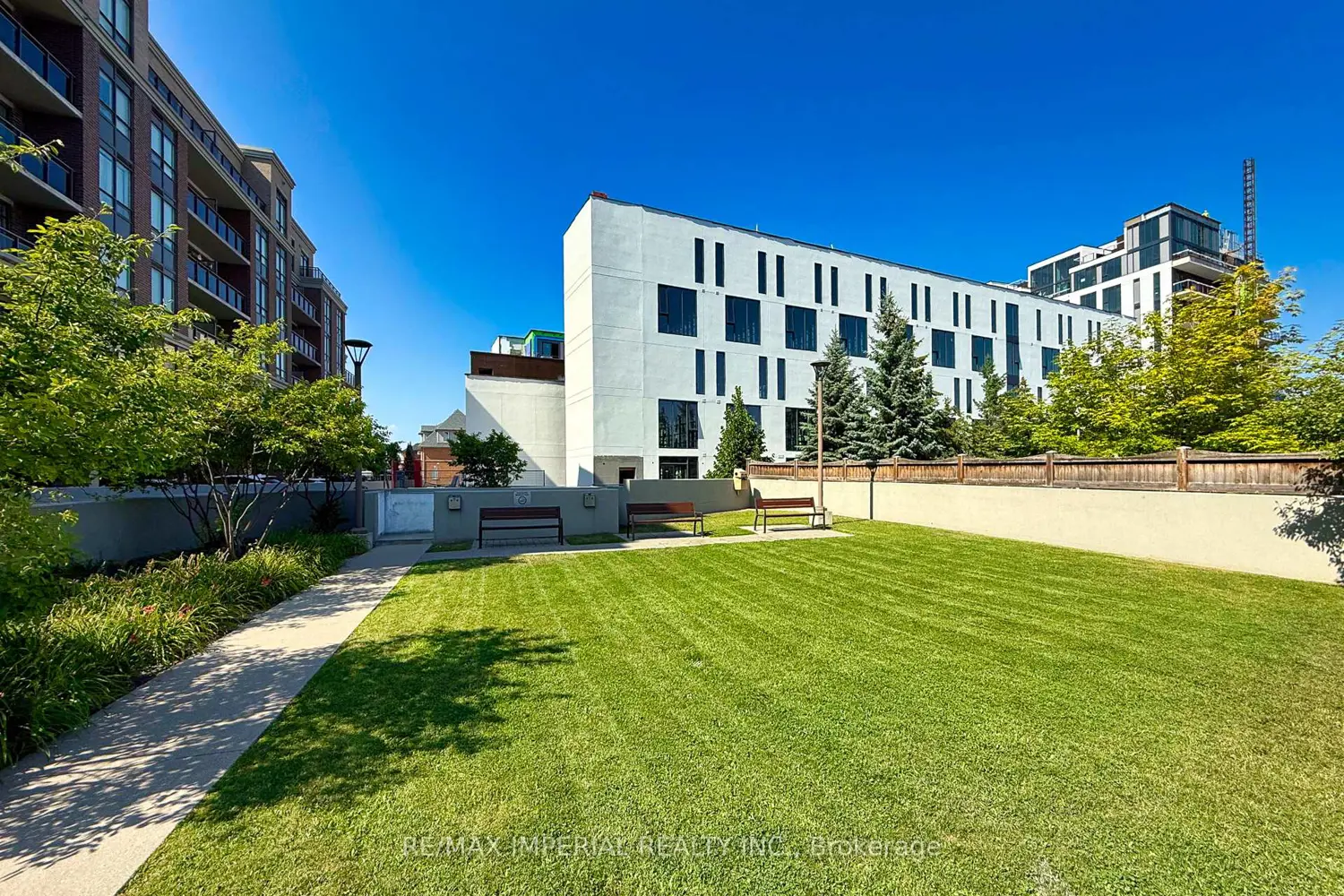 Additional image 19 of 540 Bur Oak Avenue 530