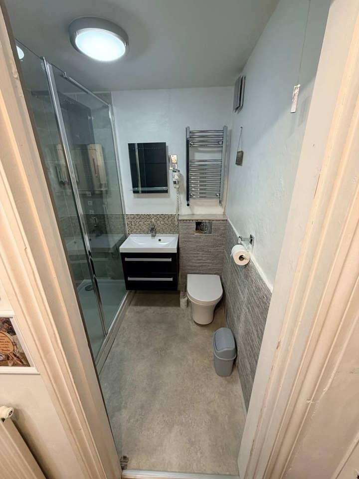 Additional image 7 of Studio Flat, Cambridge Street, SW1V, N1 7GU