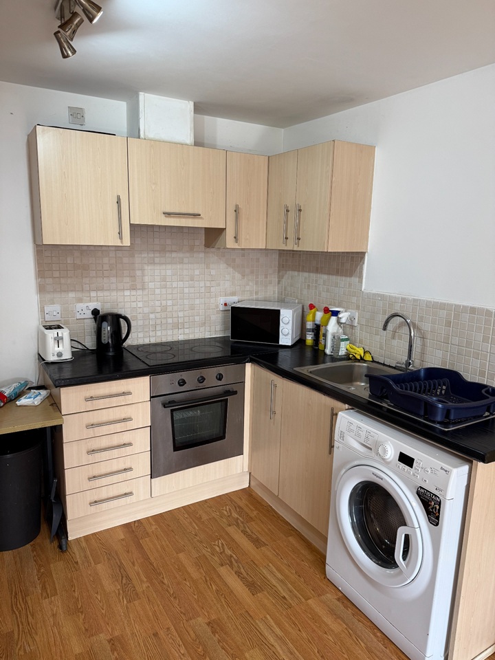 Additional image 10 of 2 Bed Flat, Moss Lane East, M14, N1 7GU