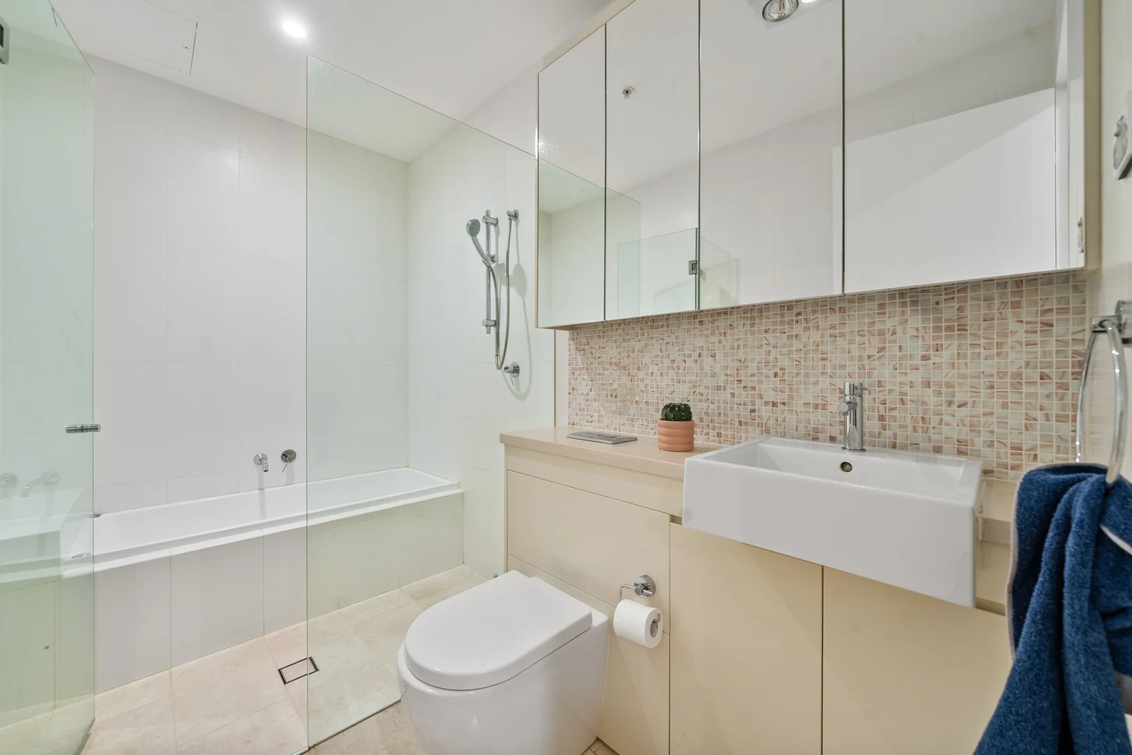 Additional image 11 of 1806/7-9 Gibbons Street, Redfern NSW 2016