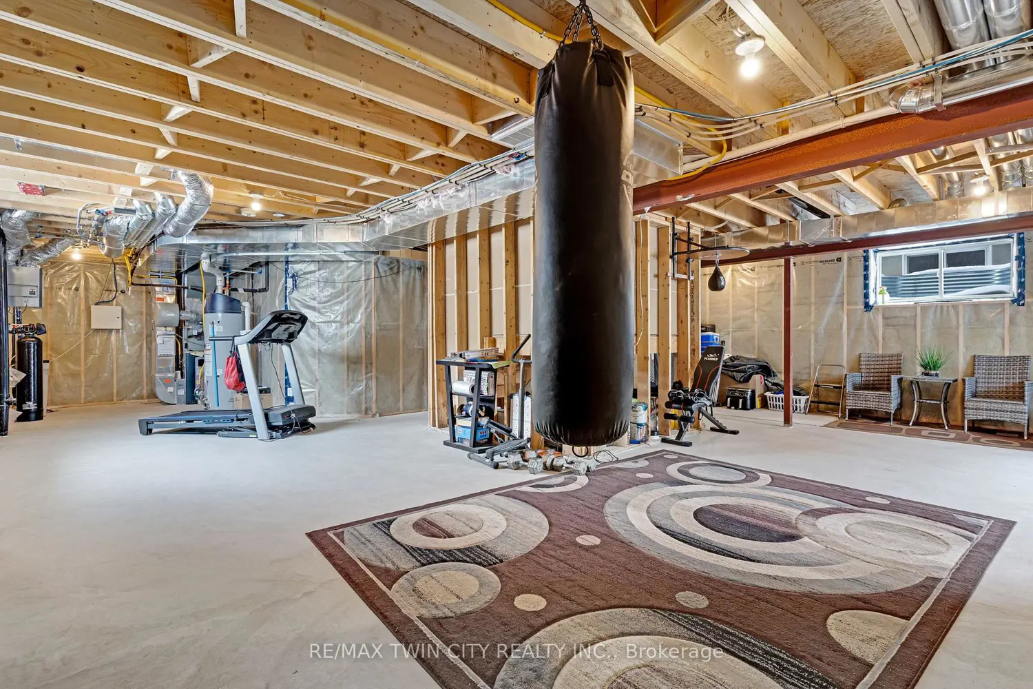 Additional image 14 of 900 Pondcliffe Drive