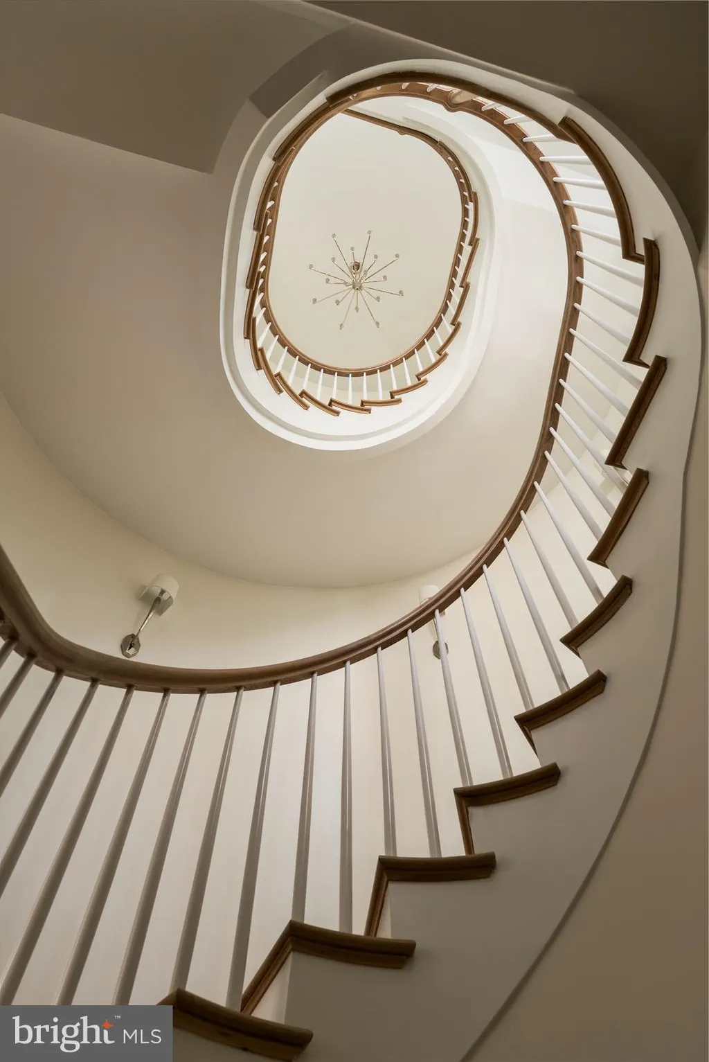 Additional image 12 of 5042 Overlook Road NW, Washington, DC 20016