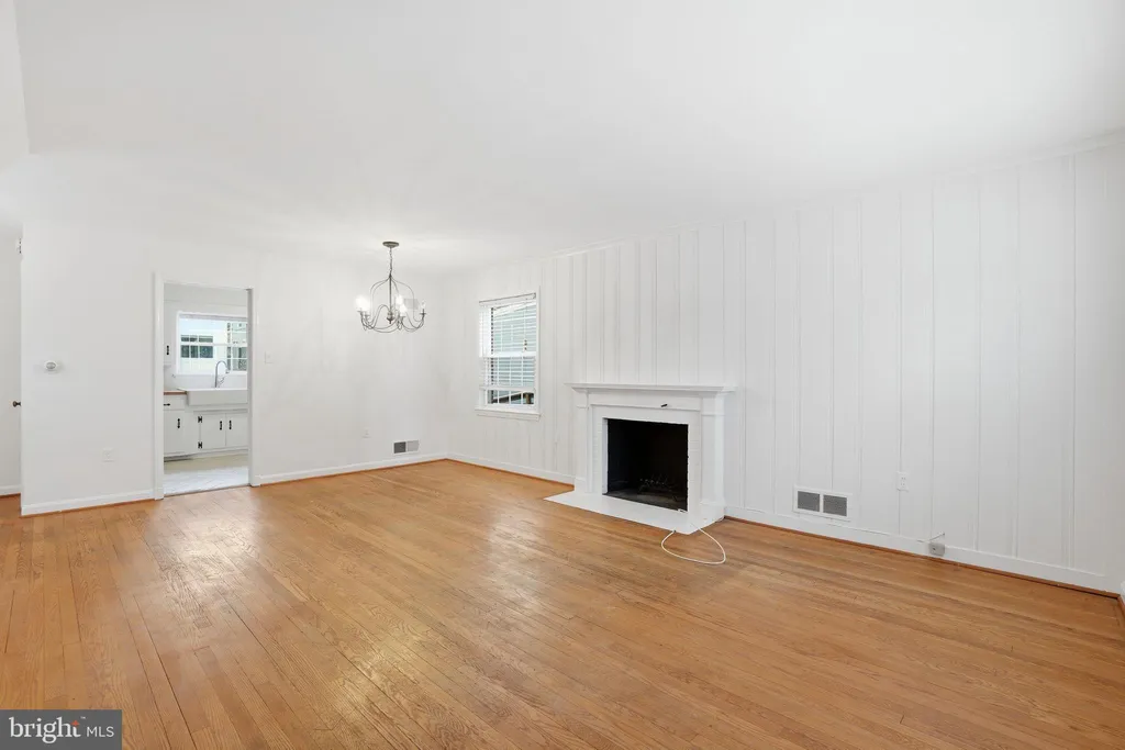 Additional image 6 of 5331 42nd Place NW, Washington, DC 20015