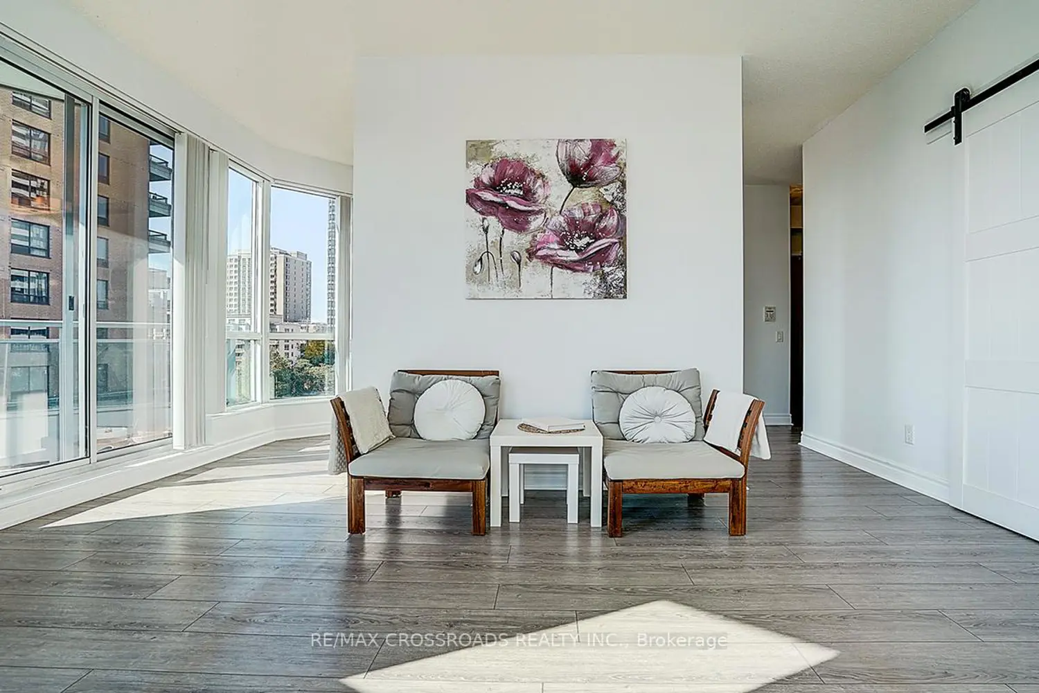 60 Byng Avenue 510 photo 3