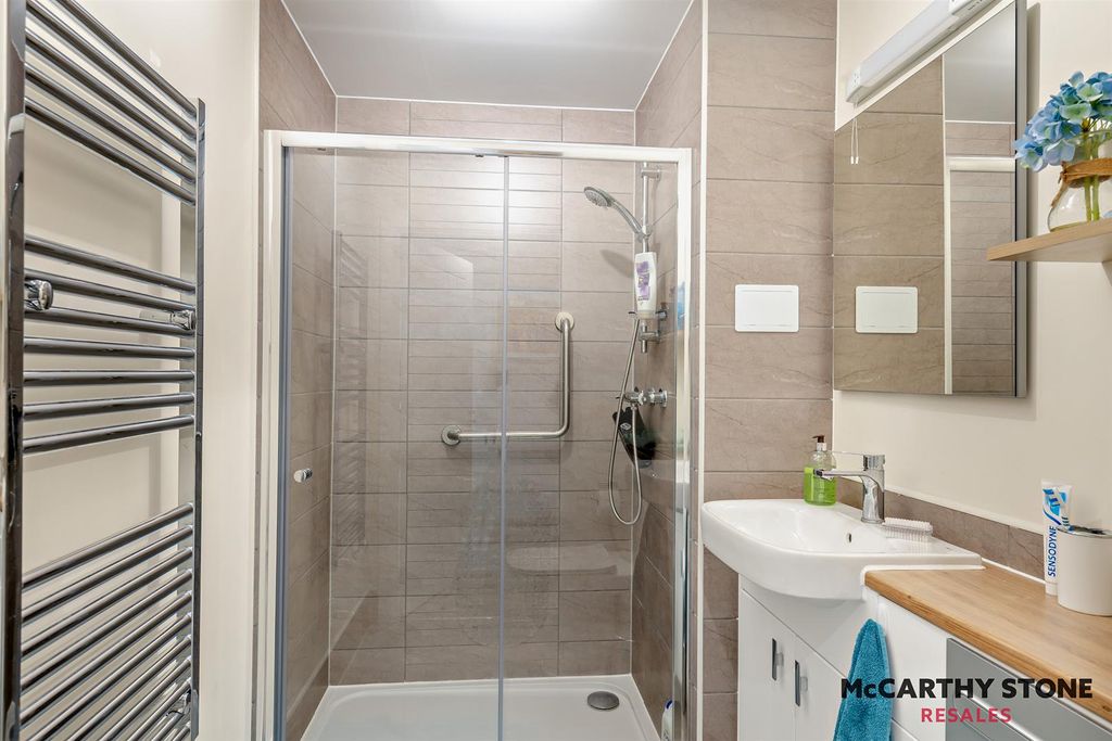 Additional image 13 of 2 bed flat for saleHooton Road, Willaston, Neston CH64