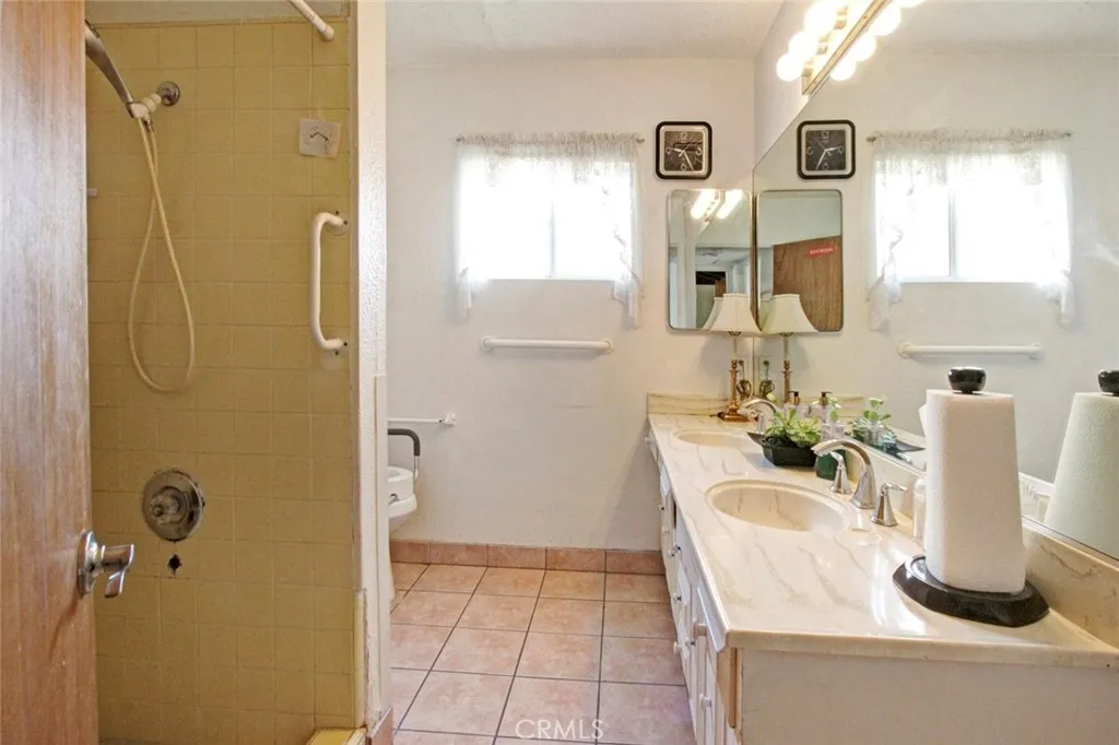 Additional image 19 of 8315 Sparton Ave, Panorama City, CA 91402