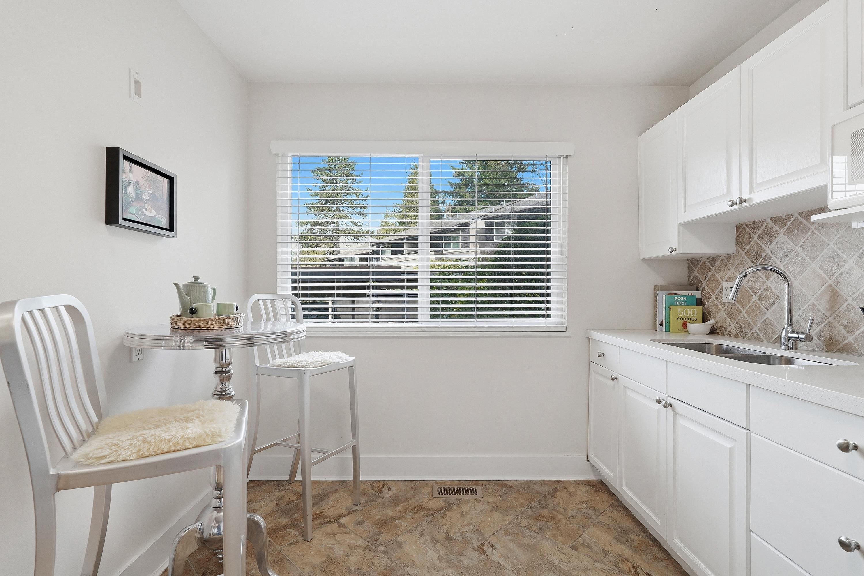 Additional image 6 of 2329 Mountain Highway, North Vancouver, BC, V7J 2N2
