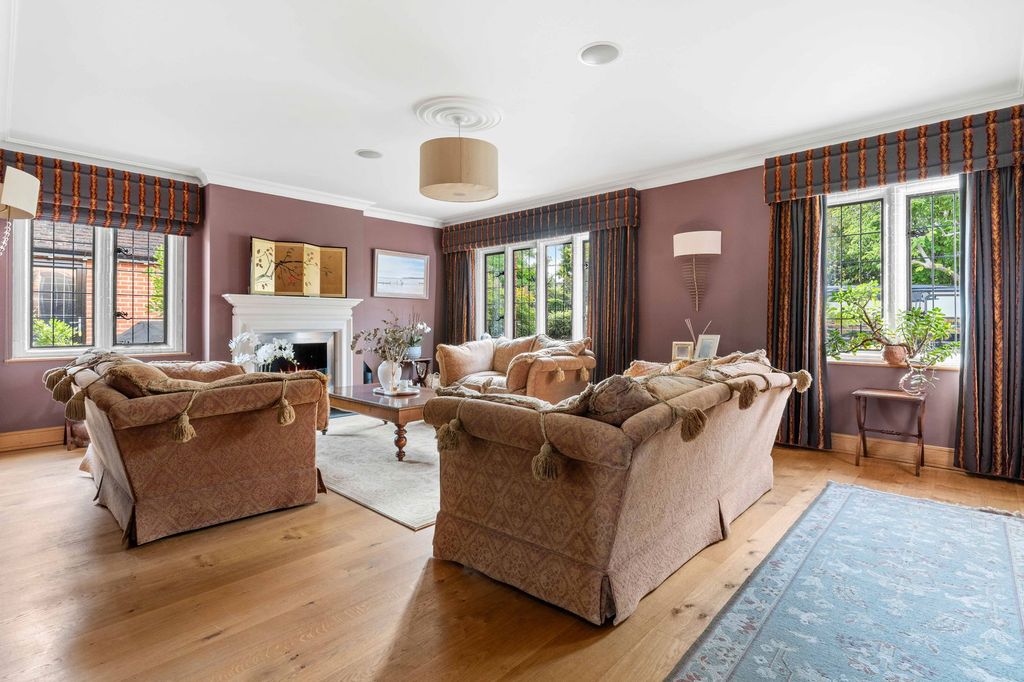 Additional image 30 of 6 bed detached house for saleRoundwood Avenue, Hutton Mount, Brentwood CM13