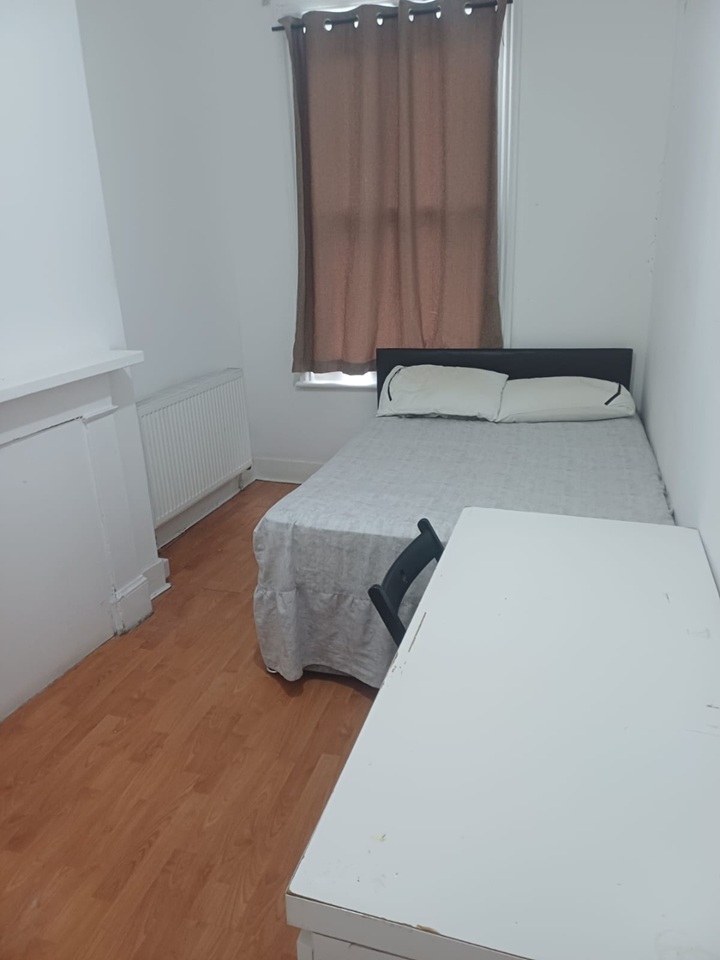 Additional image 2 of Room in a Shared Flat, Acr Lane Brixton, SW2, N1 7GU