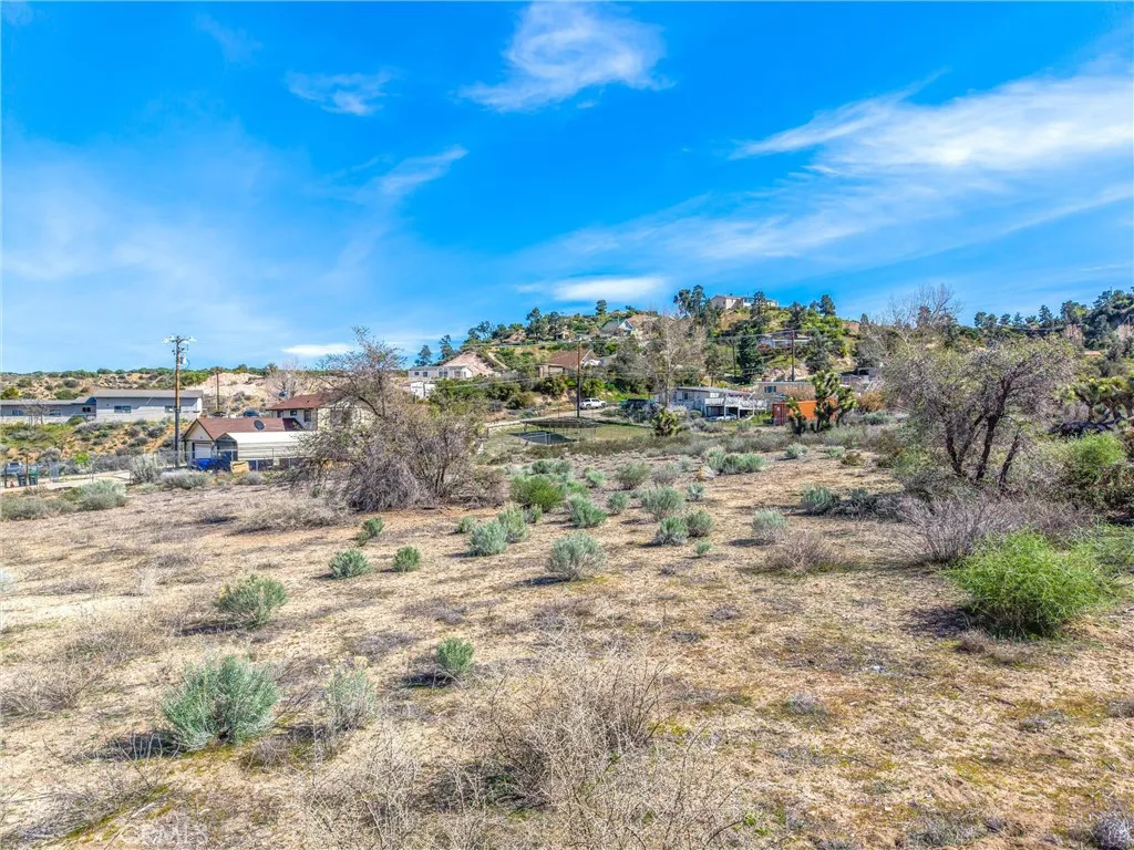 Additional image 107 of 3407 Hwy 2, Pinon Hills, CA 92372