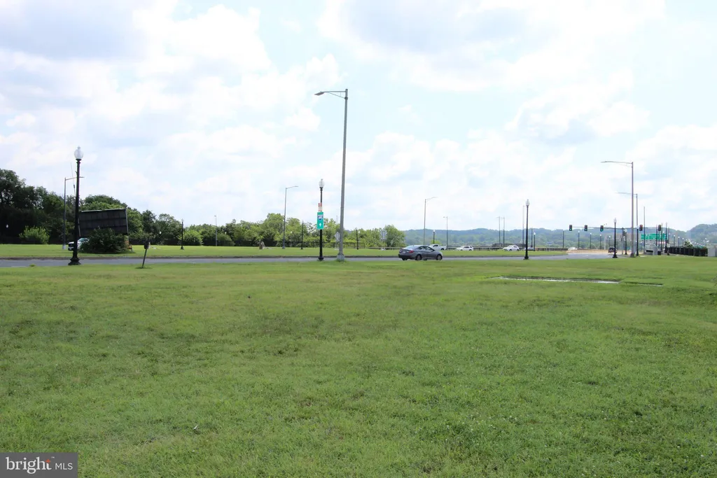 Additional image 20 of 1535 K Street SE, Washington, DC 20003