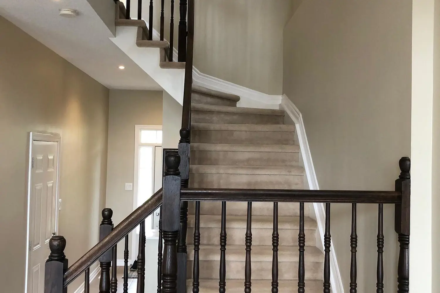 Additional image 10 of 571 Remnor Avenue