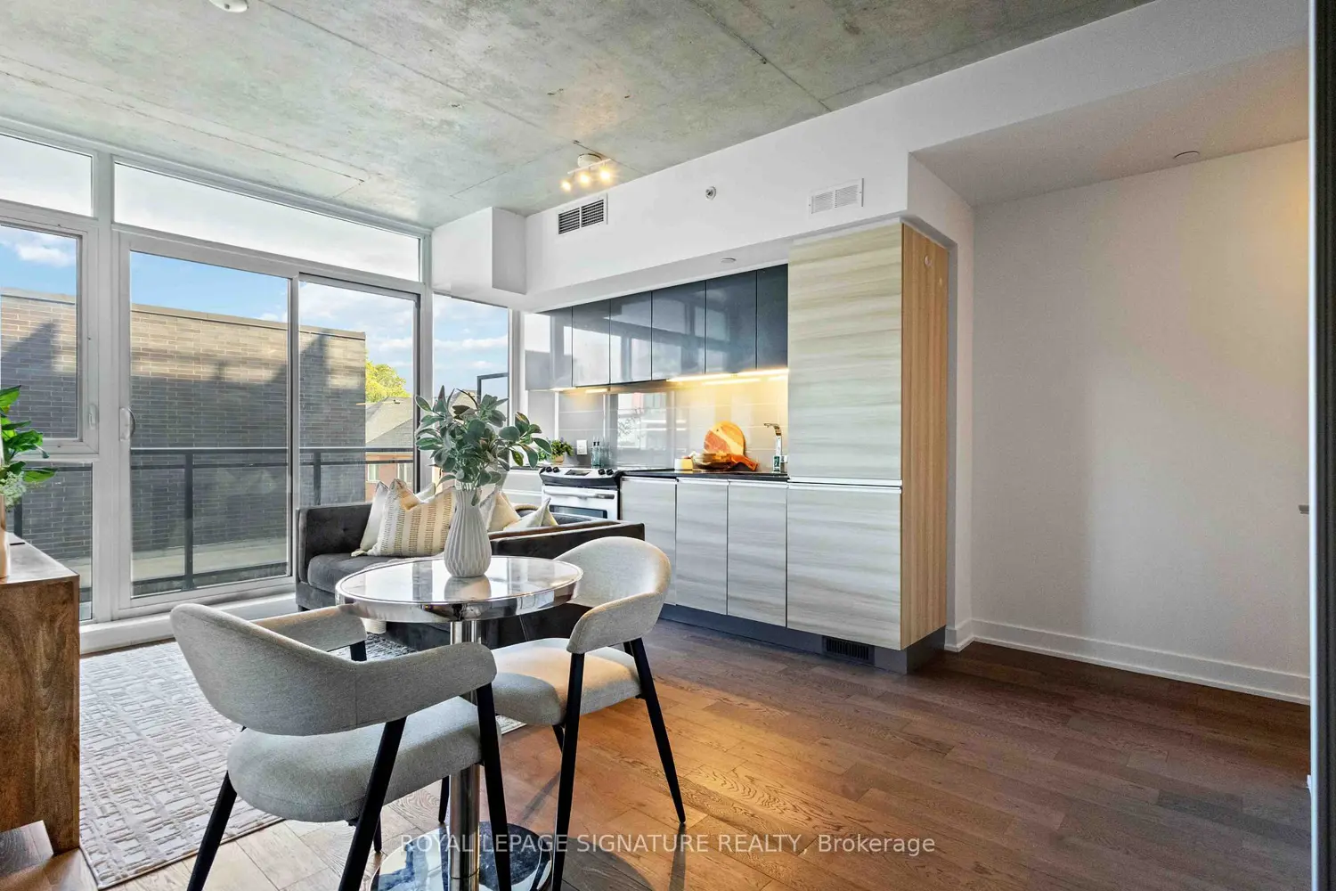 Additional image 7 of 1190 Dundas Street 406