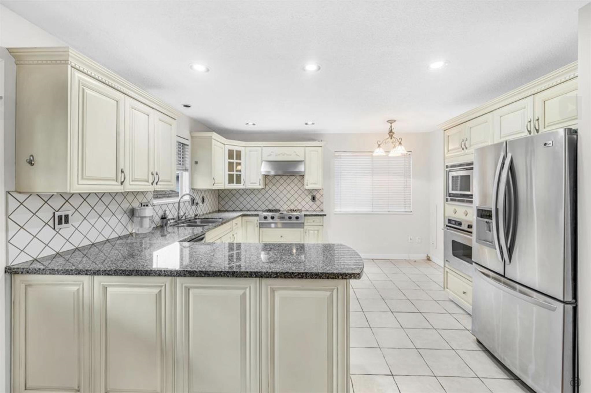 Additional image 4 of 7996 Prince Edward Street, Vancouver, BC, V5X 3R6