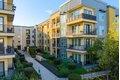 21201 Kittridge St, Woodland Hills, CA, 91303