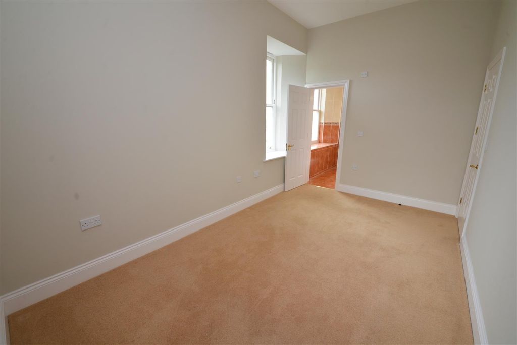 Additional image 15 of 2 bed flat for saleNarberth Road, Tenby SA70