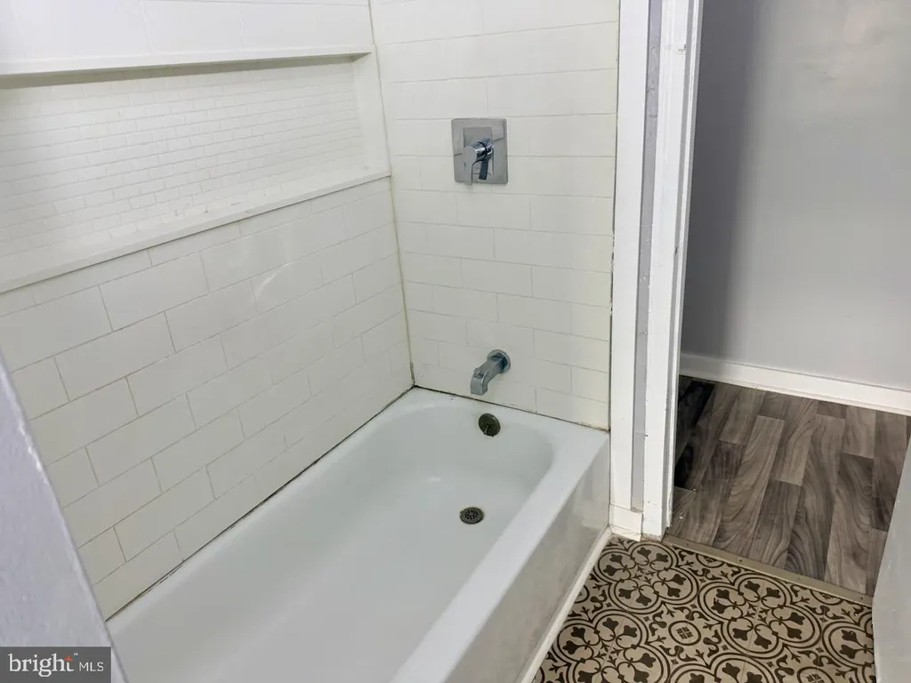 Additional image 41 of 837 W 4th Street, Wilmington, DE 19801