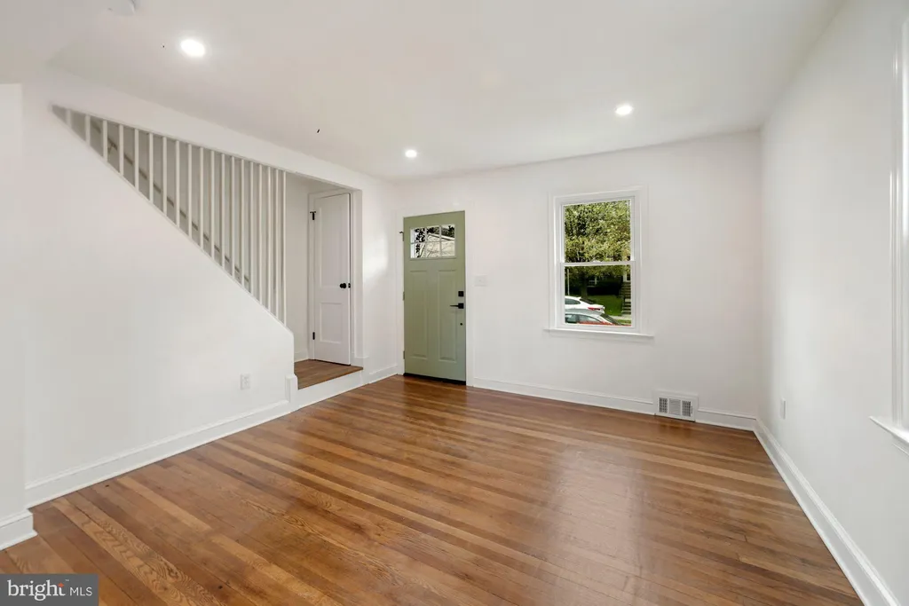 Additional image 5 of 1530 Howard Road SE, Washington, DC 20020