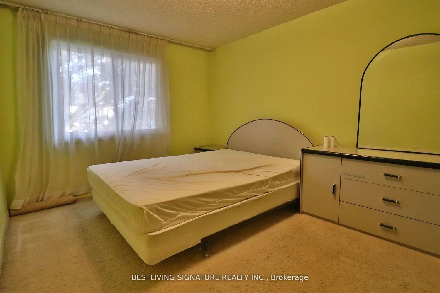 Additional image 6 of 77 Crab Appleway