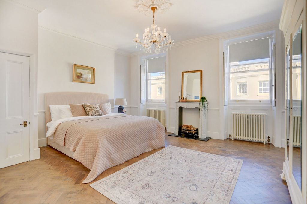 Additional image 18 of 2 bed flat for saleAdelaide Crescent, Hove BN3
