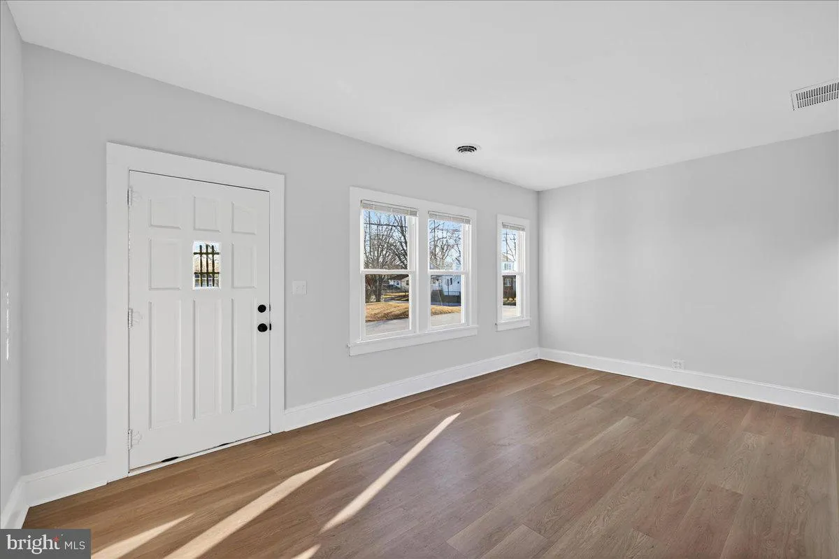 Additional image 41 of 615 W 13th St, New Castle, DE 19720