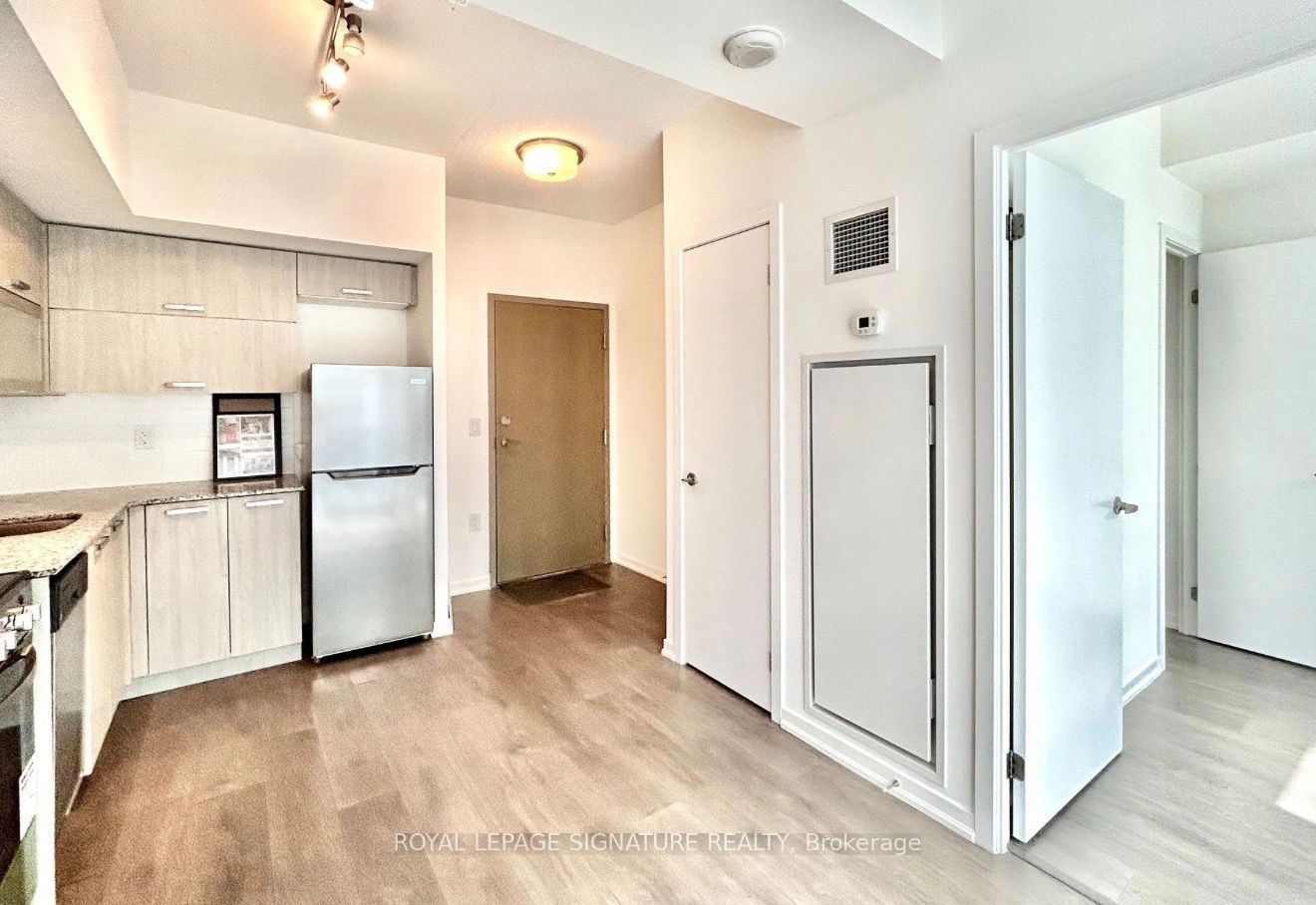 Additional image 4 of 1506W-36 Lisgar Street, Toronto, ON, M6J 0C7