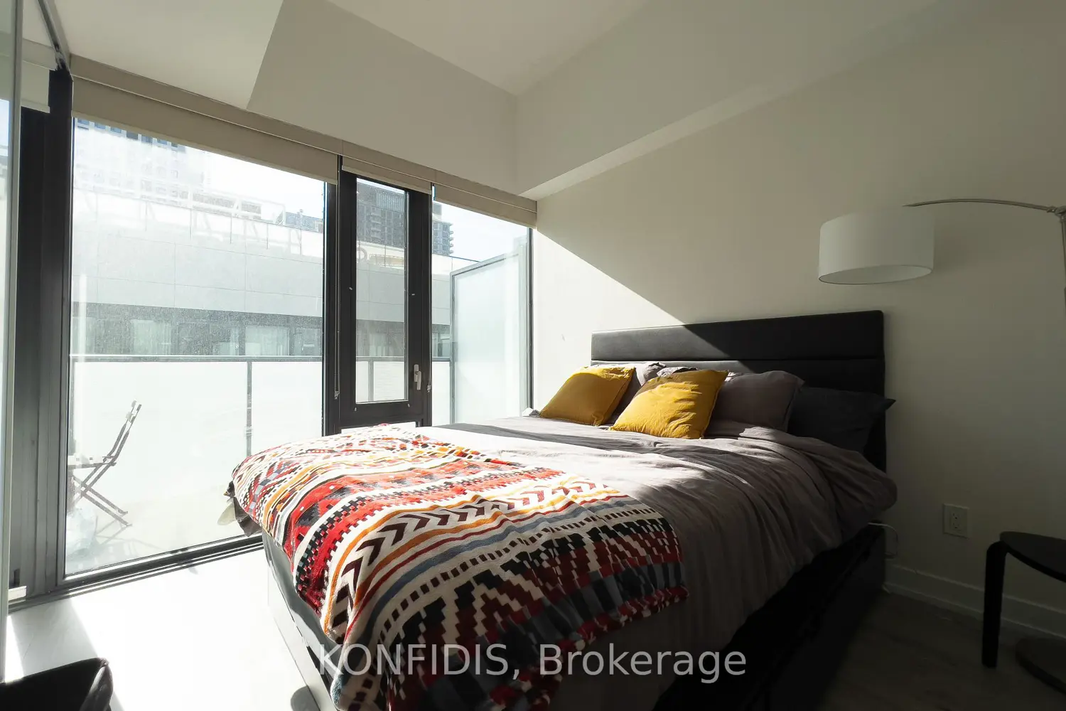 Additional image 4 of 161 Roehampton Avenue 732