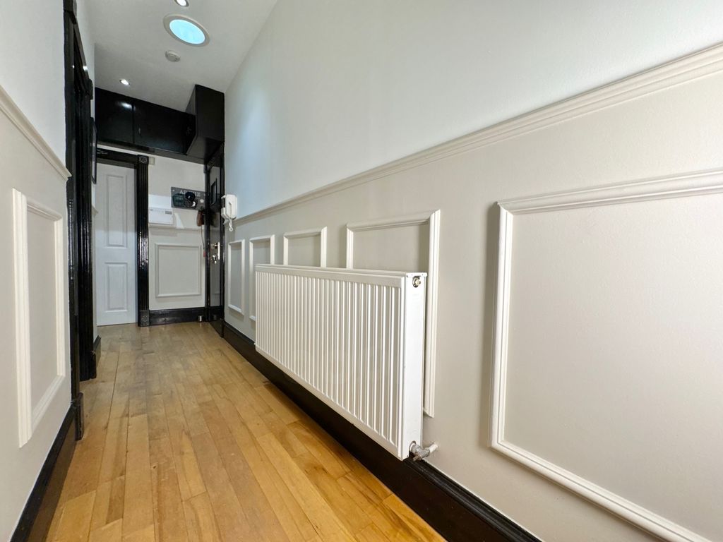 Additional image 10 of 2 bed flat for saleCastle Terrace, Bridge Of Weir PA11