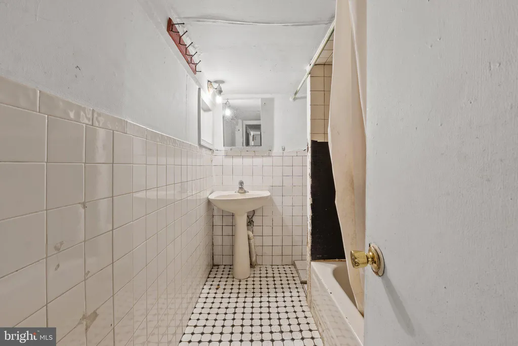 Additional image 19 of 1524 6th Street NW, Washington, DC 20001