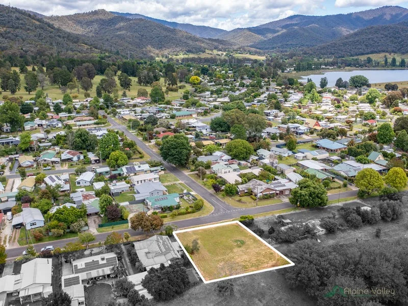 31 Valley Avenue, Mount Beauty VIC 3699