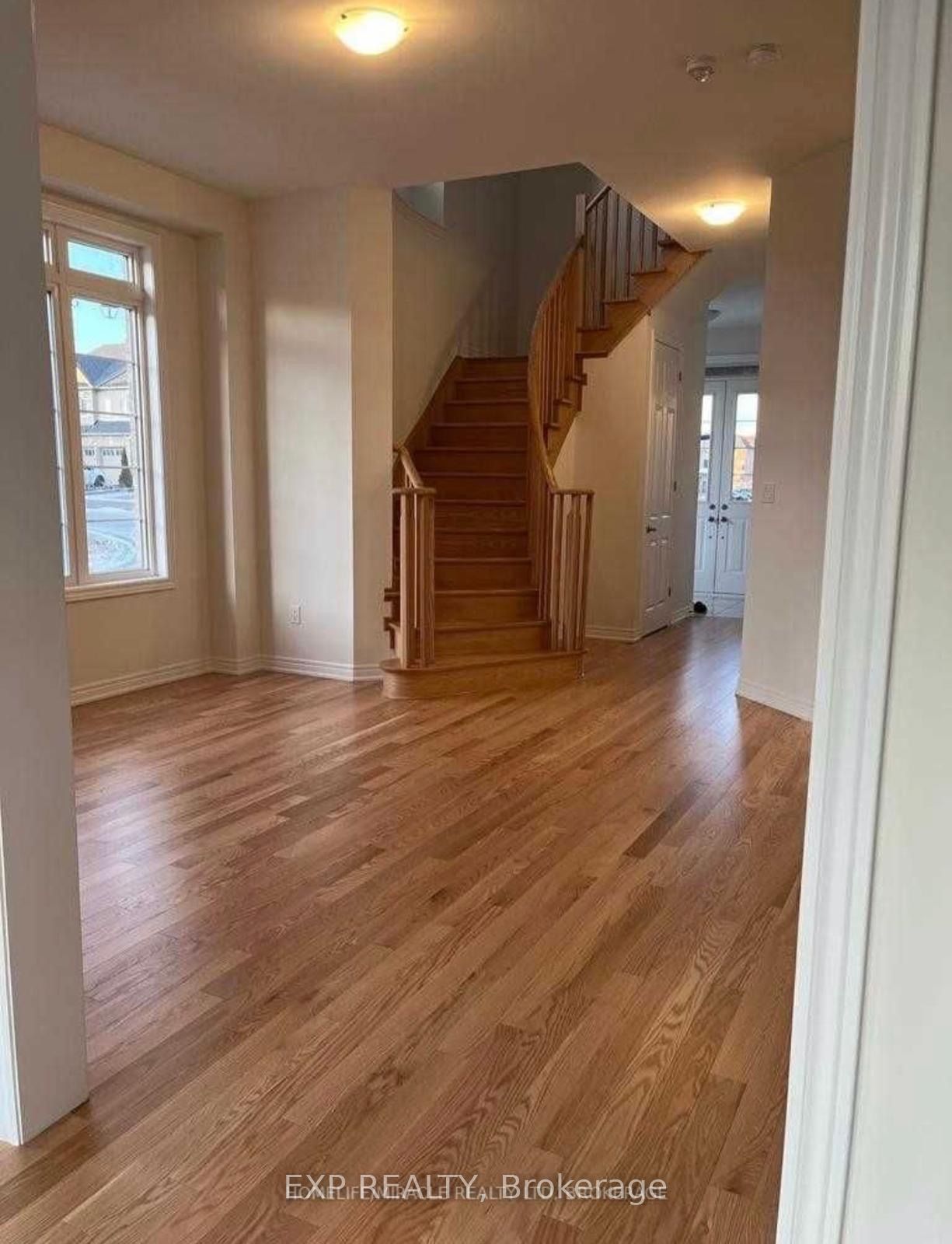 Additional image 4 of 2472 Kentucky Derby Way, Oshawa, ON, L1R 0R7