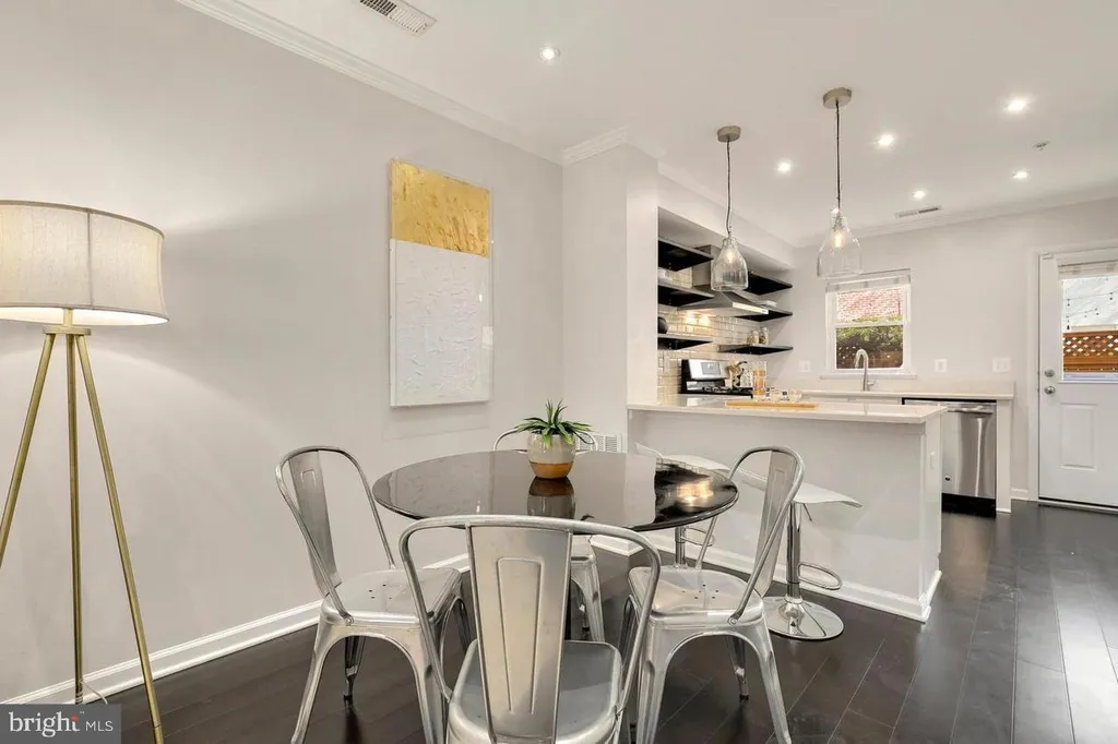 Additional image 7 of 924 4th Street SE, Washington, DC 20003