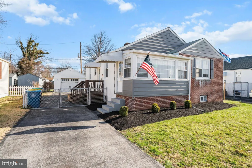 107 Lexington Drive, Claymont, DE 19703