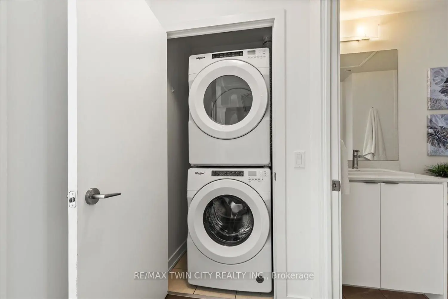 Additional image 13 of 55 Duke Street 505