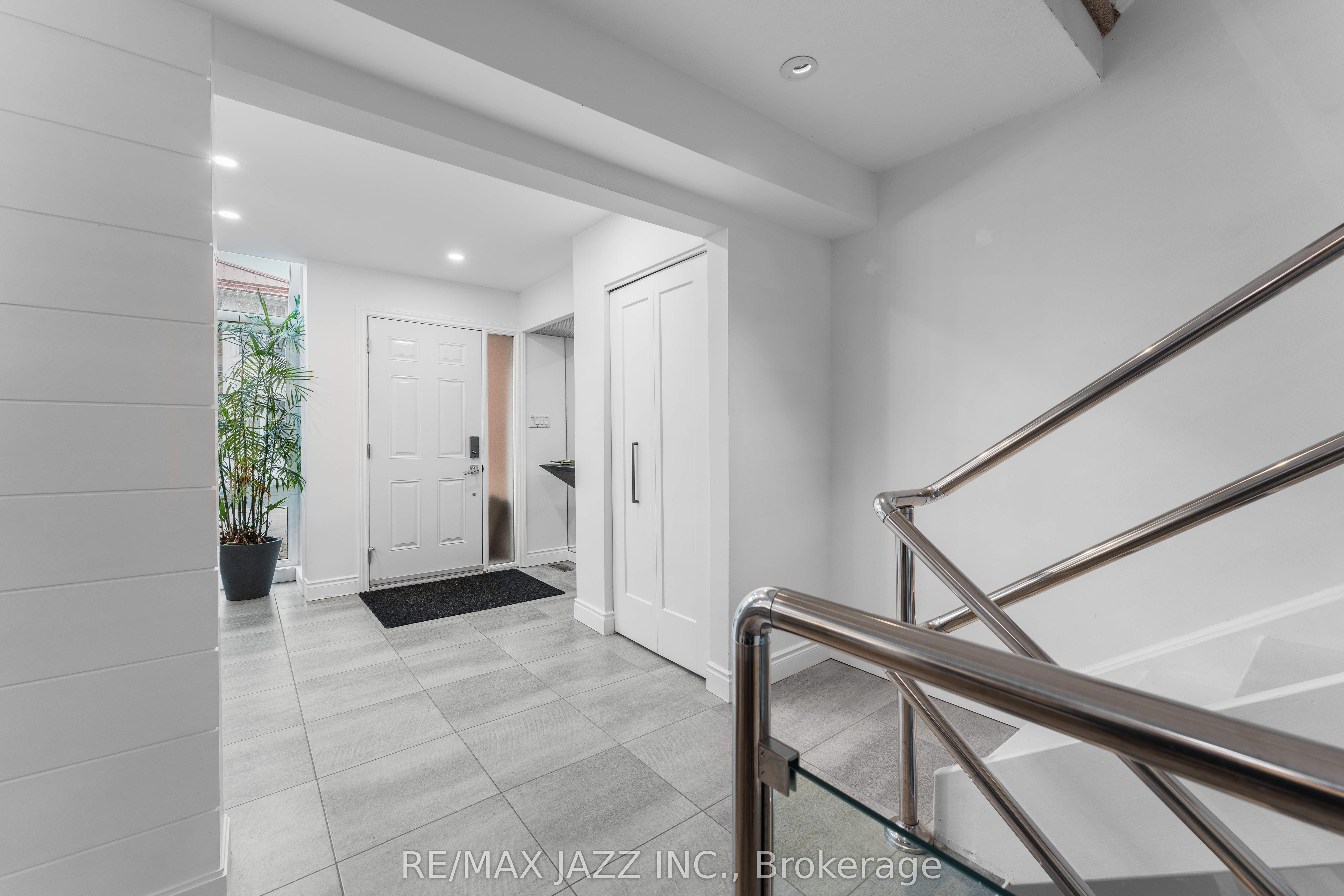 Additional image 2 of 48-1 Place D'armes N/a, Kingston, ON, K7K 6S2