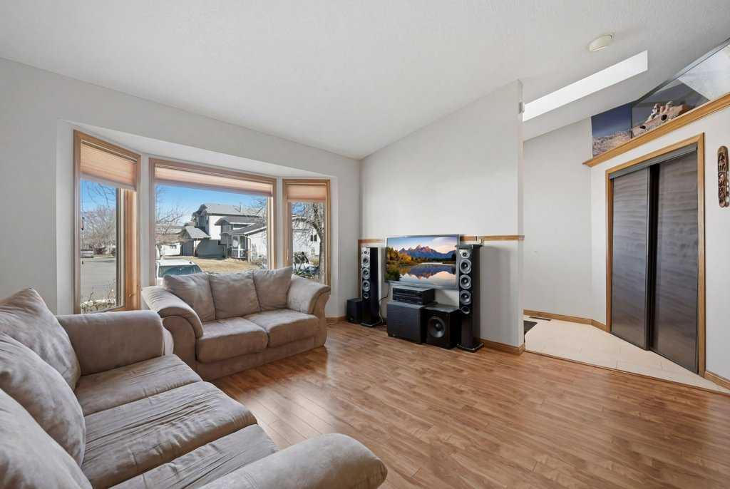 Additional image 5 of 119 Macewan Meadow Way NW, Calgary, AB, T3K 3H9