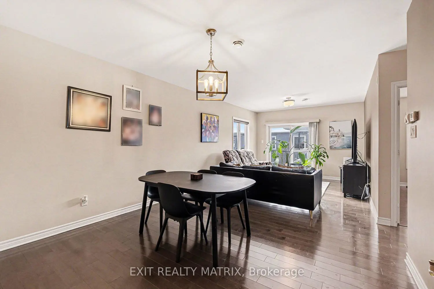 Additional image 4 of 300 Solstice Crescent 305