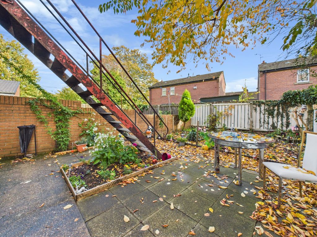 Additional image 16 of 4 bed flat for saleLouis Street, Hull HU3