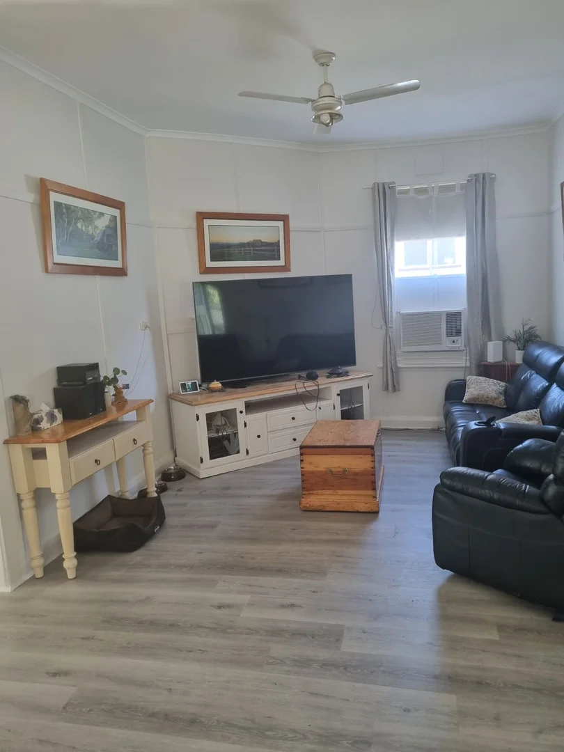 Additional image 3 of 426 Church, Hay NSW 2711