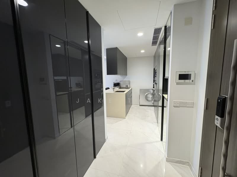 15 Cairnhill Road photo 3