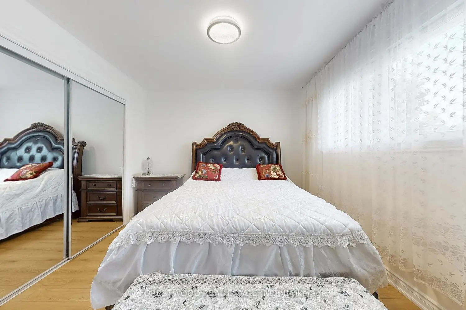 Additional image 19 of 571 Silver Creek Boulevard