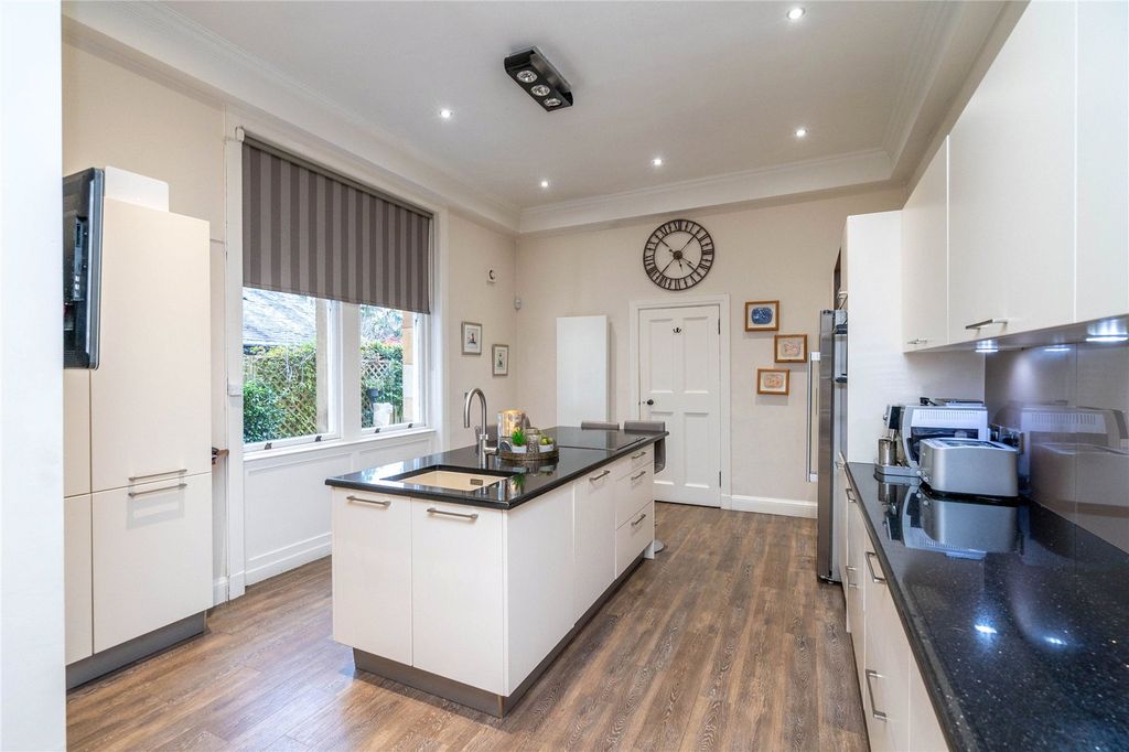 Additional image 7 of 6 bed end terrace house for saleRedlands Terrace, Glasgow, Glasgow City G12