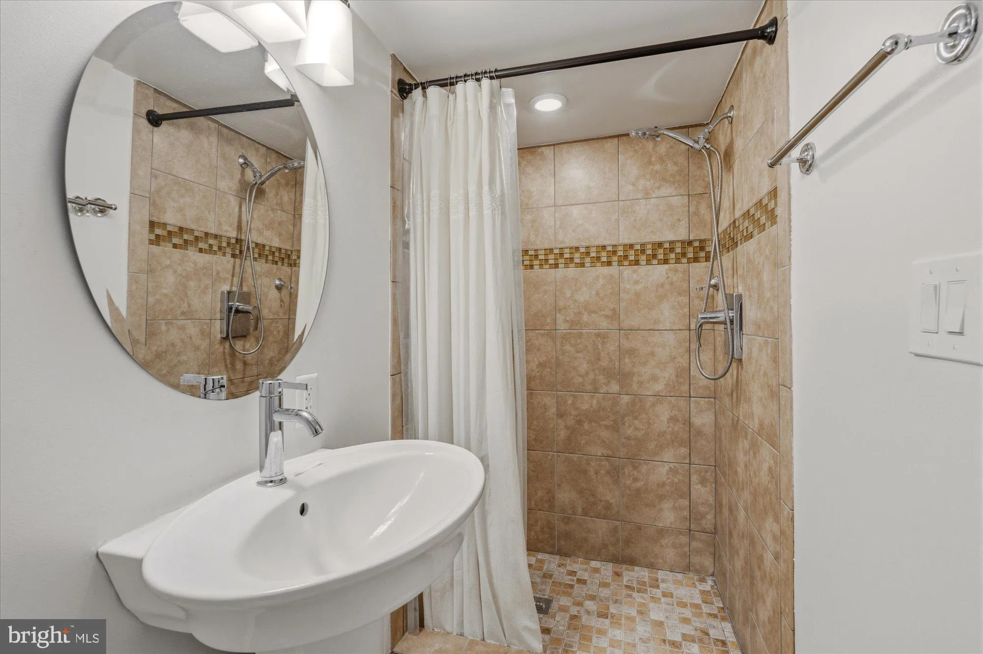 Additional image 89 of 5719 13th Street NW, Washington, DC 20011