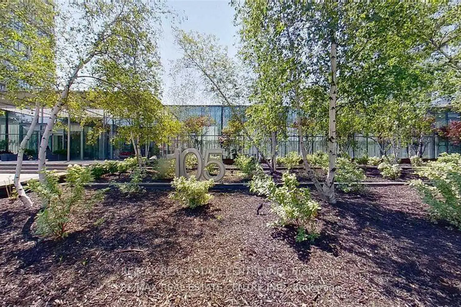 Additional image 2 of 105 The Queensway 1010