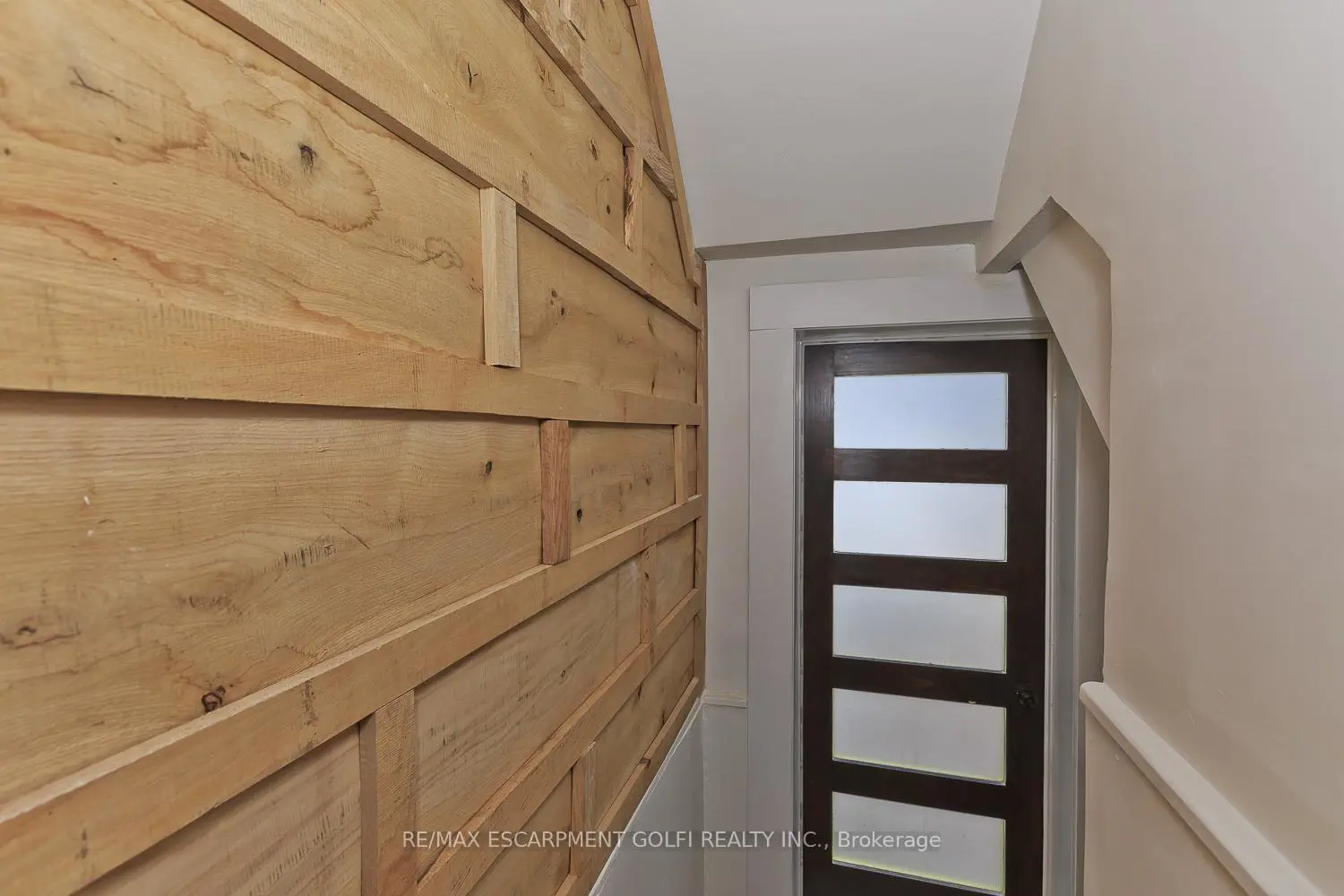 Additional image 14 of 4743 Ryerson Crescent