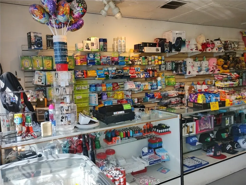 Additional image 6 of 2613 E Carson St, Carson, CA 90810