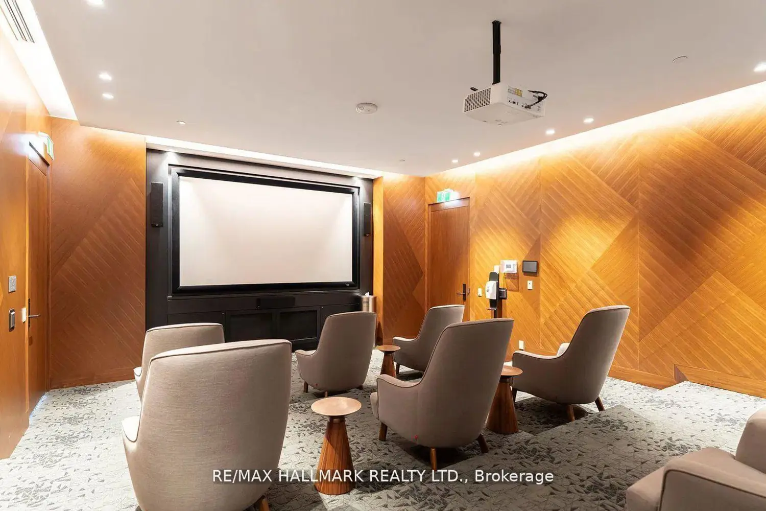 Additional image 14 of 7895 Jane Street 906